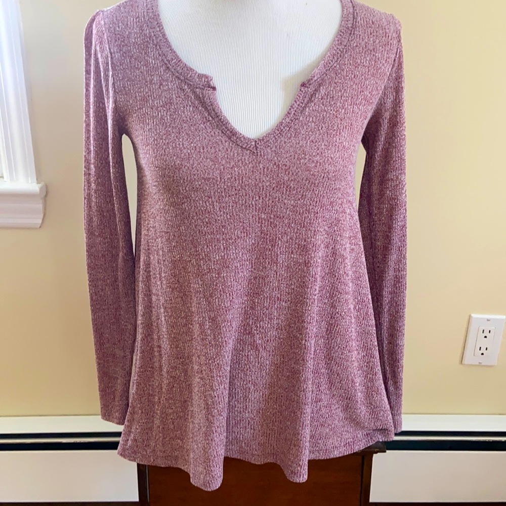 Size small American eagle long sleeve shirt, size: small, red/white